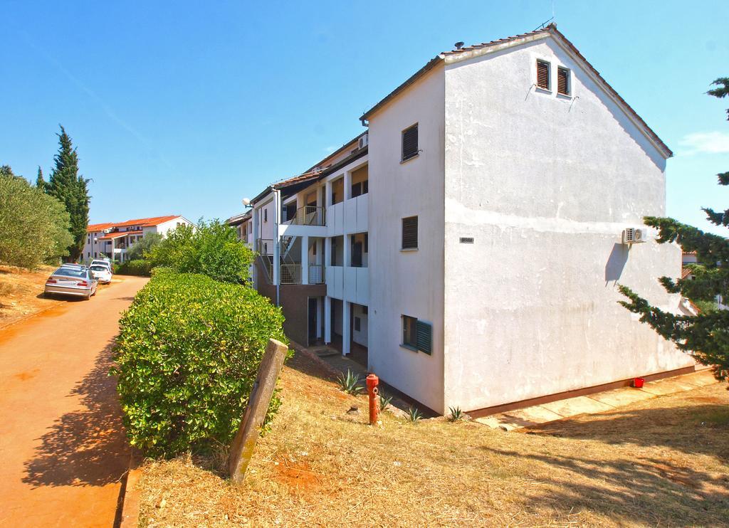 Apartment Stipe 1444 Marčana 外观 照片